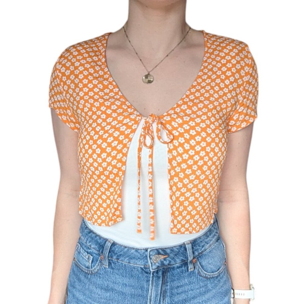 H&M Orange and White Floral T-Shirt with Front Tie Women Size Small